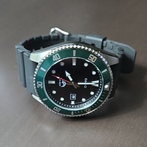 Casio Men's MDV106-1AV 200 M WR Green and Black Dive Watch